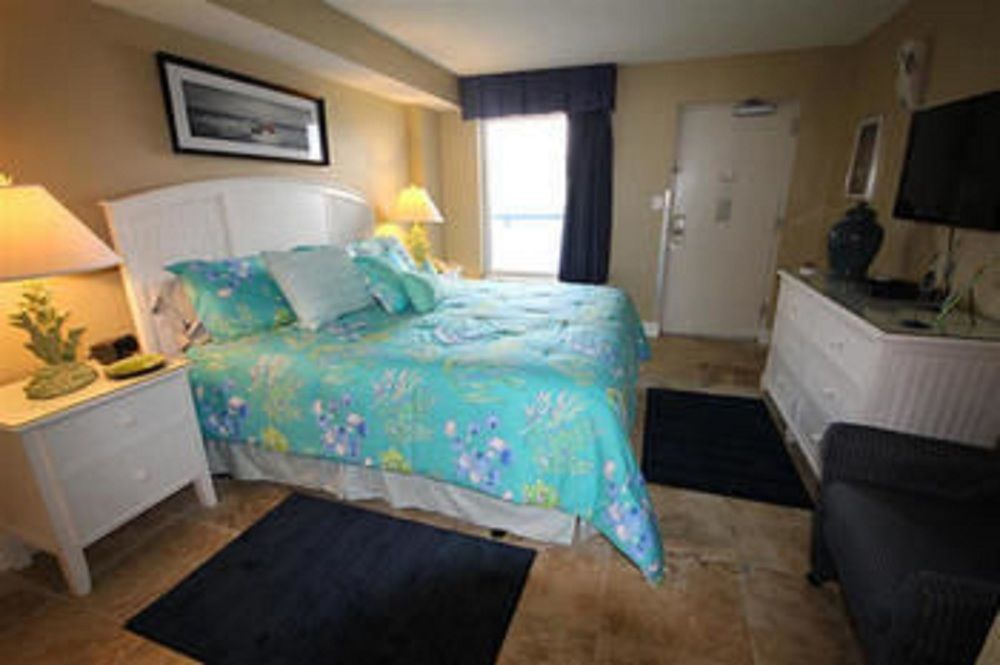 Units At Boardwalk Beach Resort By Elliott Beach Rentals Myrtle Beach Exterior photo